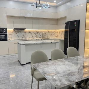 Tủ bếp gỗ công nghiệp cánh acrylic