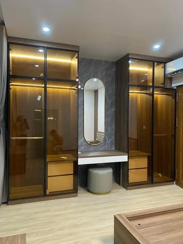 Tủ quần áo cánh kính VH48