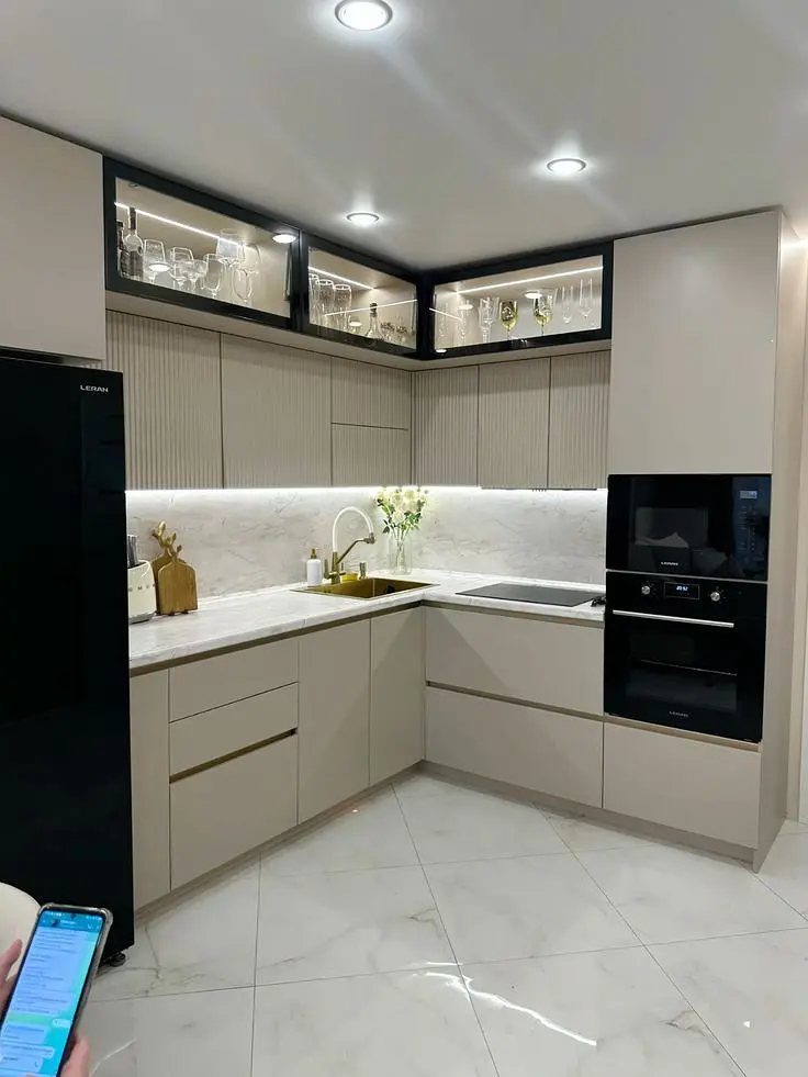 Tủ bếp gỗ công nghiệp VH40