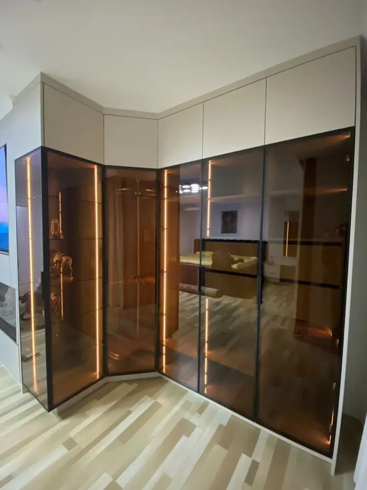 Tủ quần áo cánh kính VH33