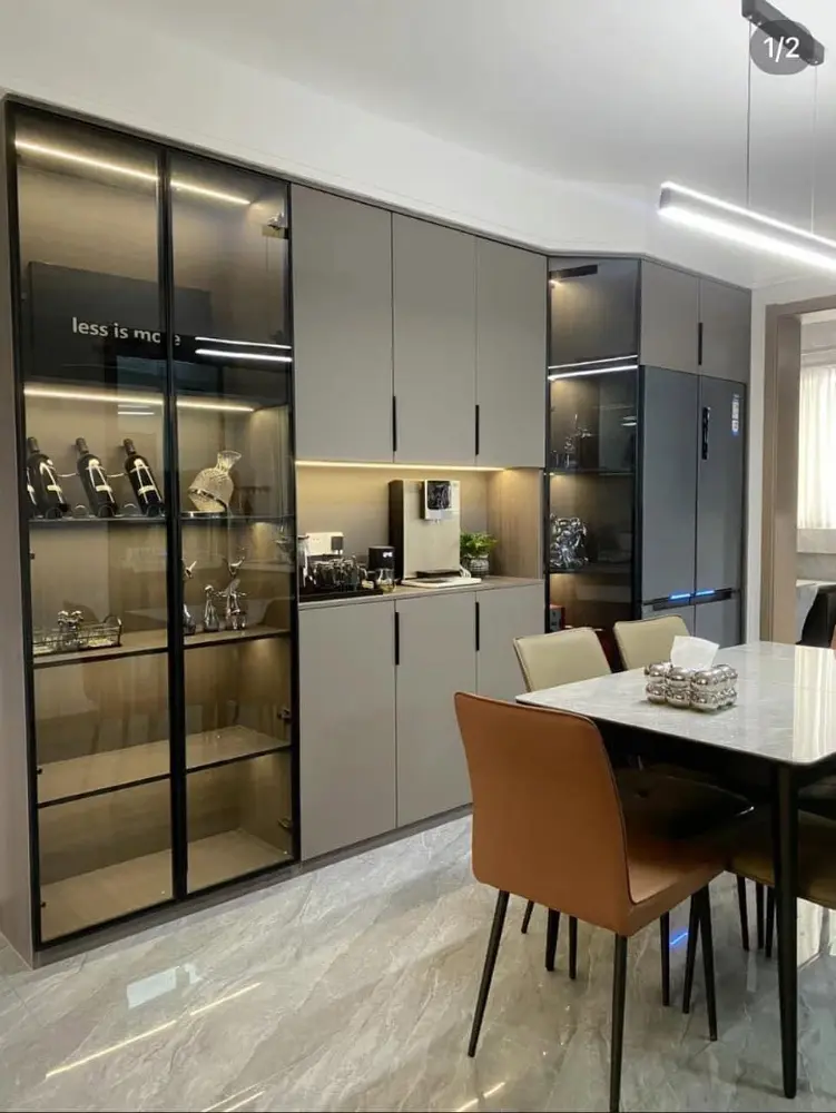 Tủ rượu trang trí phòng khách VH07