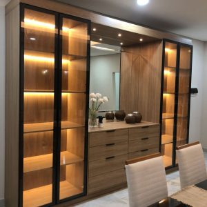 Tủ rượu trang trí phòng khách VH03