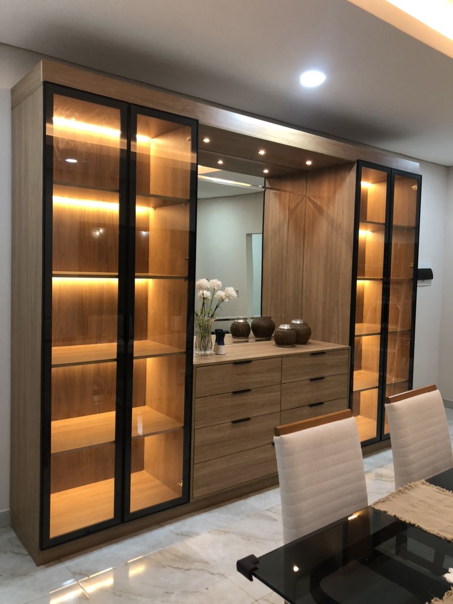 Tủ rượu trang trí phòng khách VH03